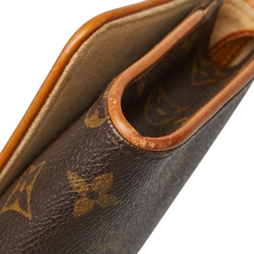 Louis Vuitton Pochette Twin GM Shoulder Bag